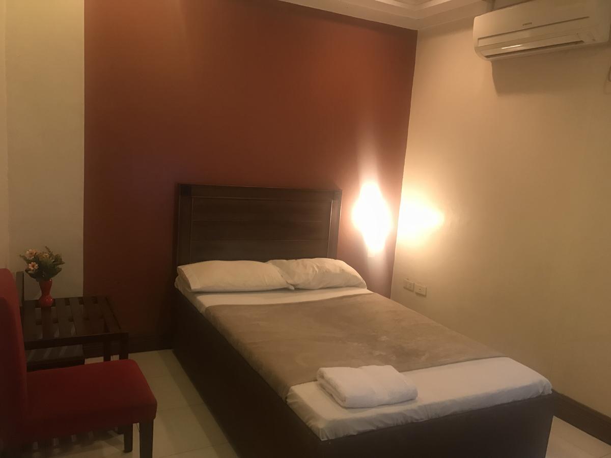 Cozy Inn Iligan Buitenkant foto